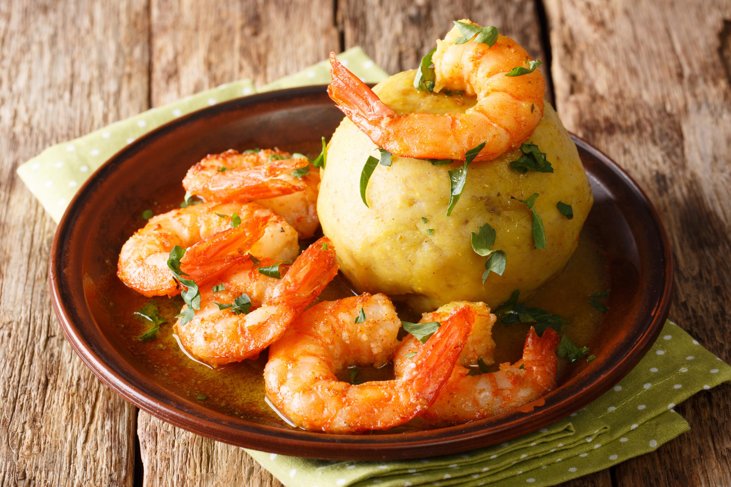 A photo of monfongo with shrimp