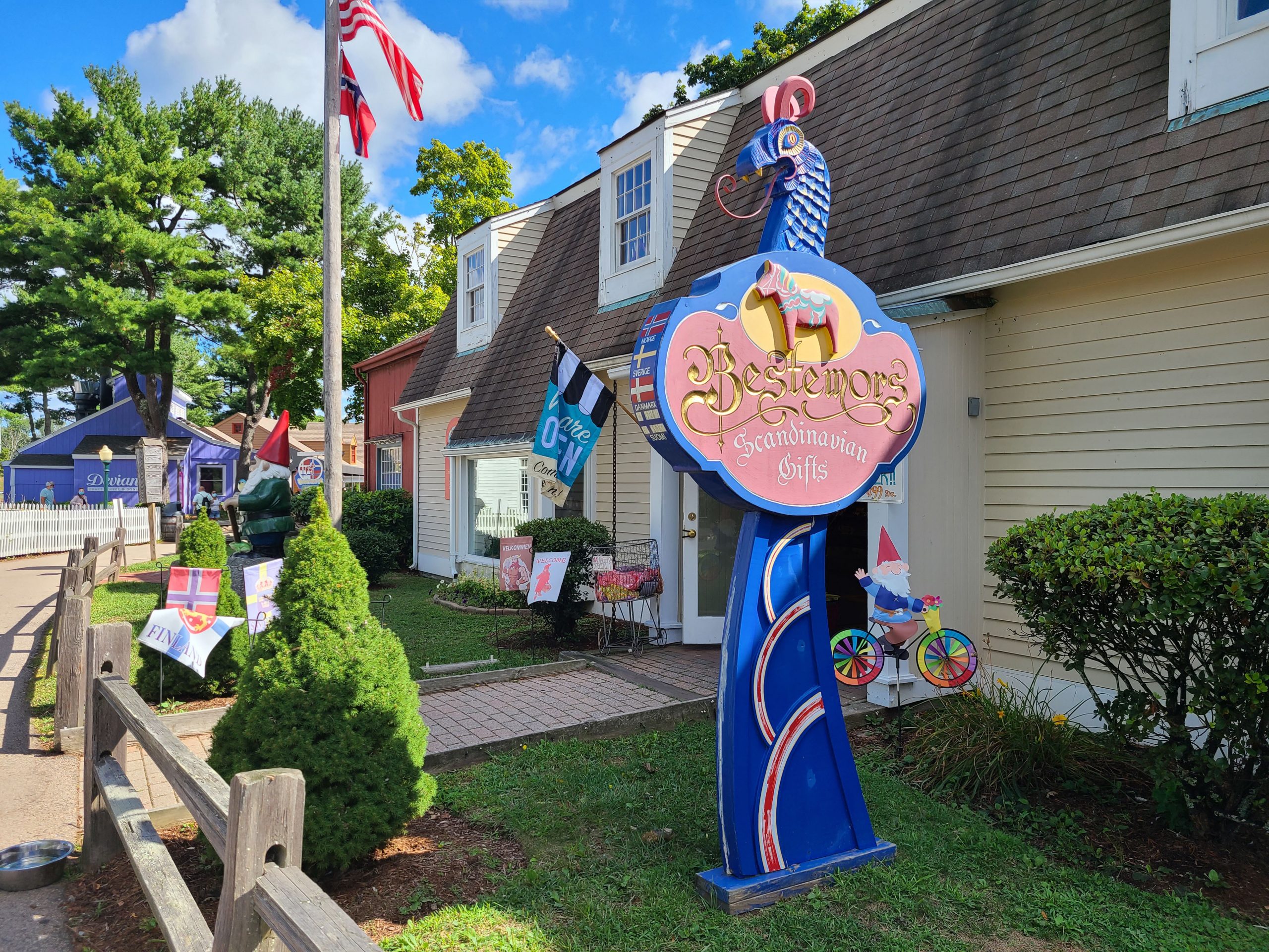 The exterior of a shop called "Bestemors," featuring various Scandinavian themed items