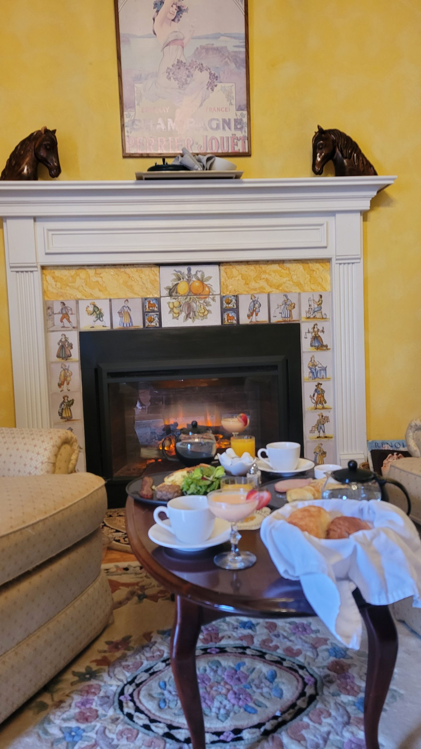 In-room breakfast at L'Auberge Provençale